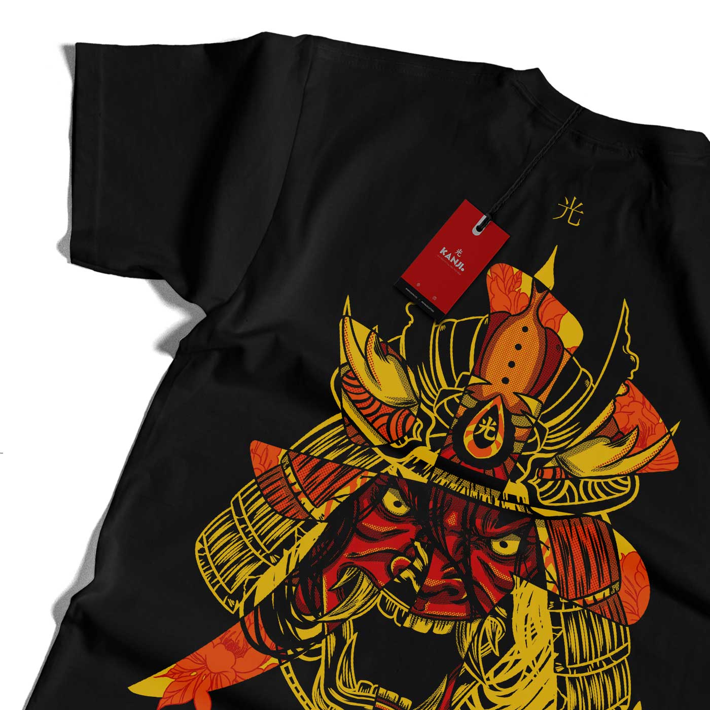 Polera mitología japonesa con diseño Kanji Bushido