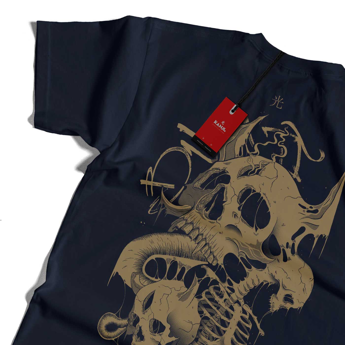 Polera mitología japonesa con diseño Kura no Fujimi