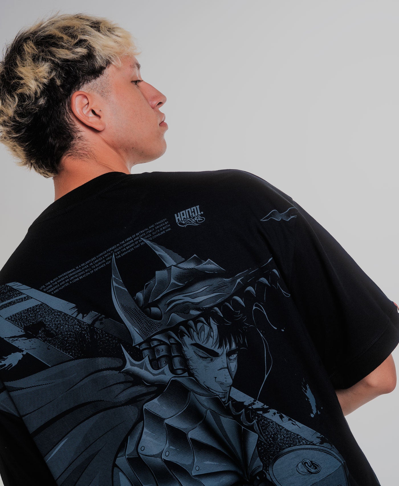 Polera Oversize Anime Berserk Guts