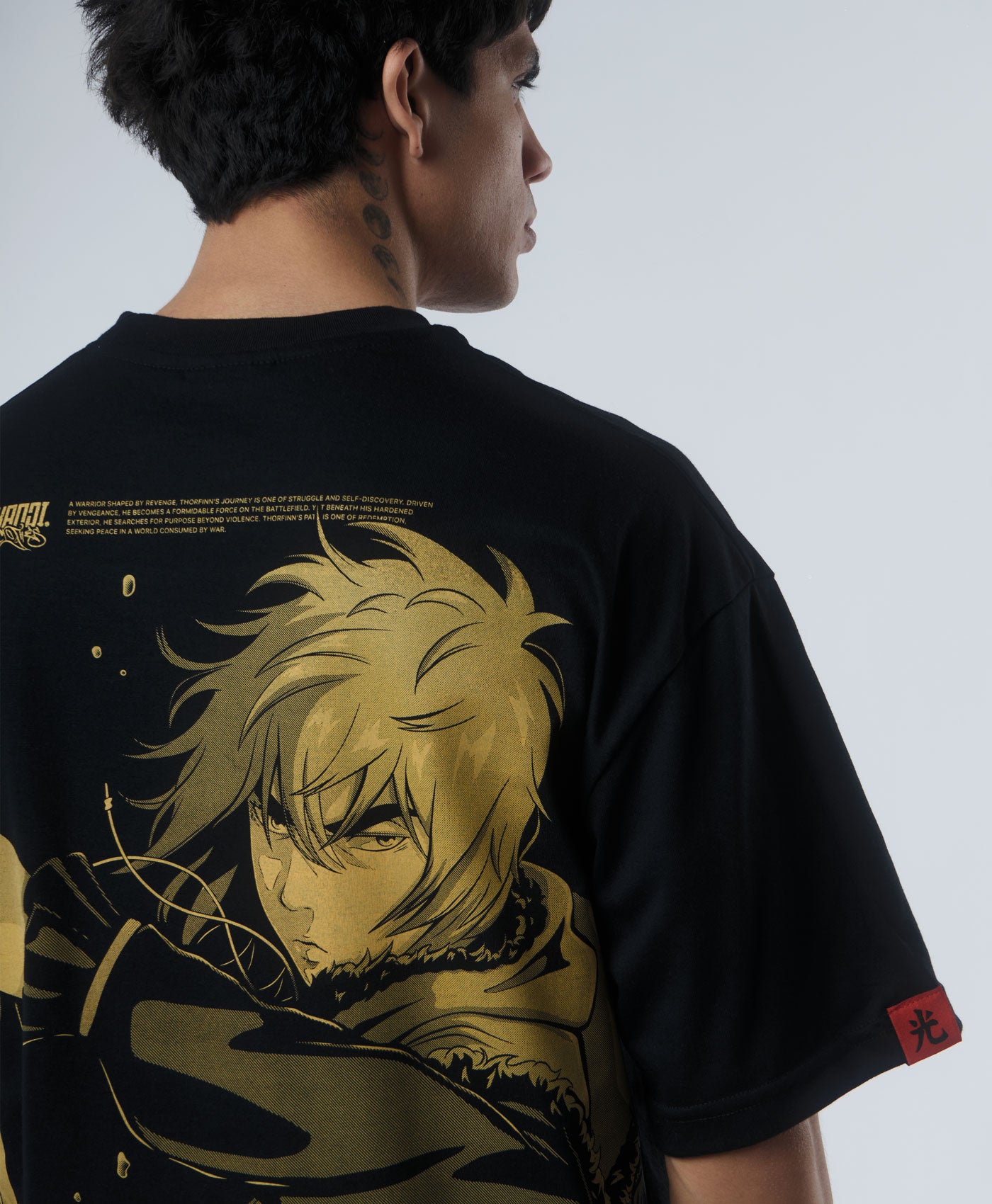 Polera Oversize Anime Vinland Saga Thorfinn