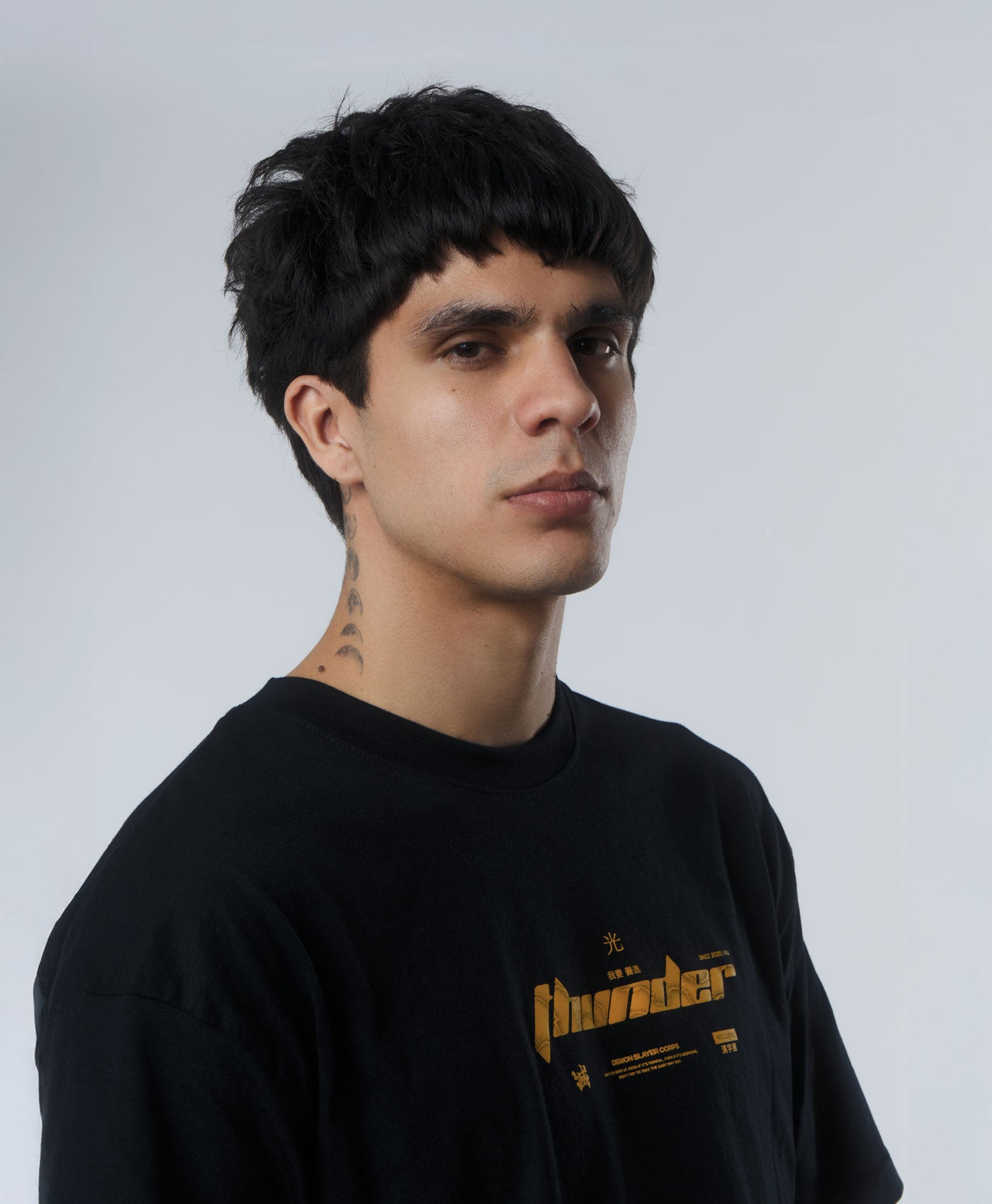 Polera Oversize Anime Kimetsu no Yaiba / Demon Slayer Zenitsu