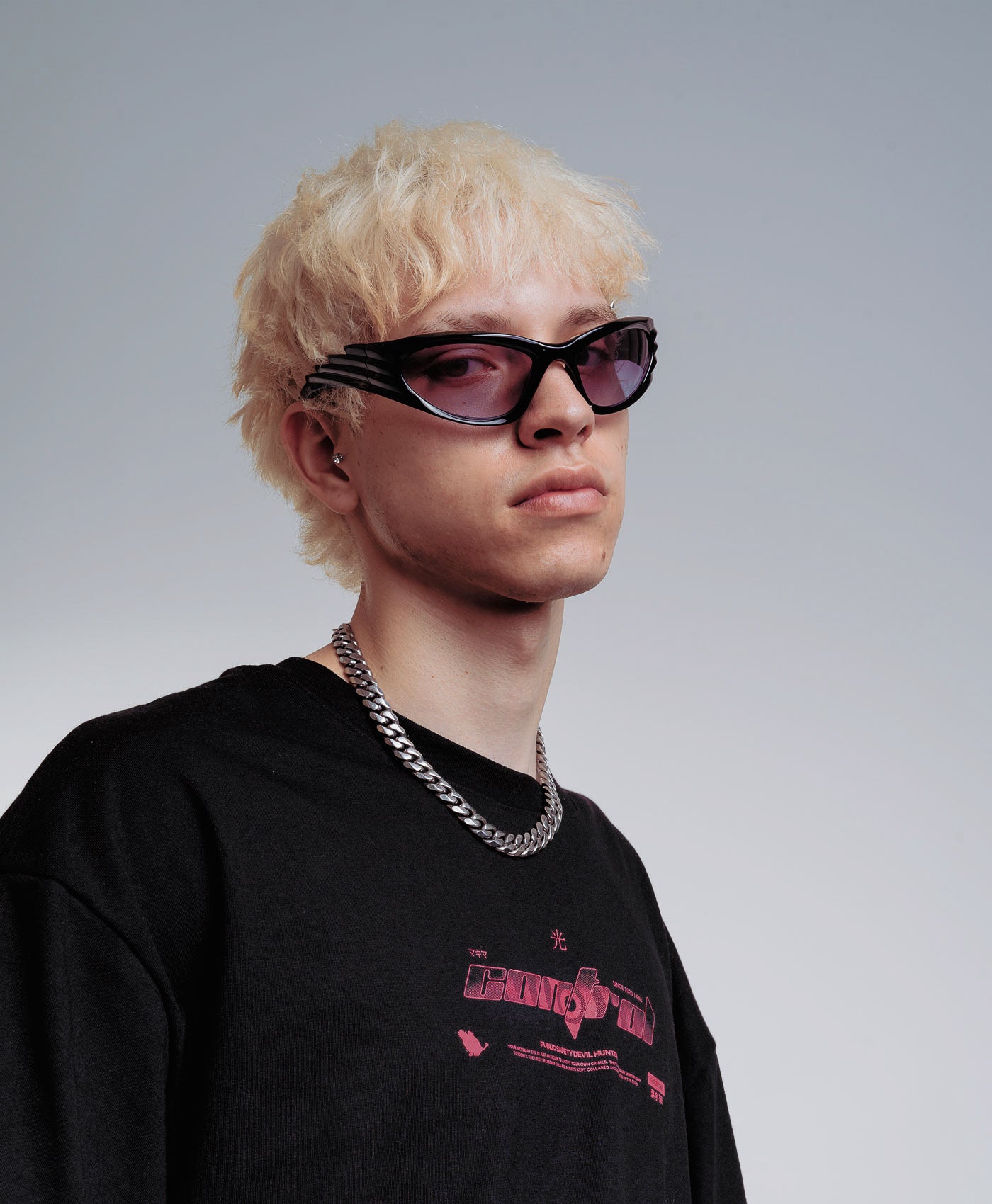 Polera Oversize Anime Chainsaw Man Makima
