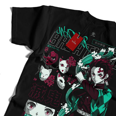 Polera de anime con diseño de Kimetsu No Yaiba